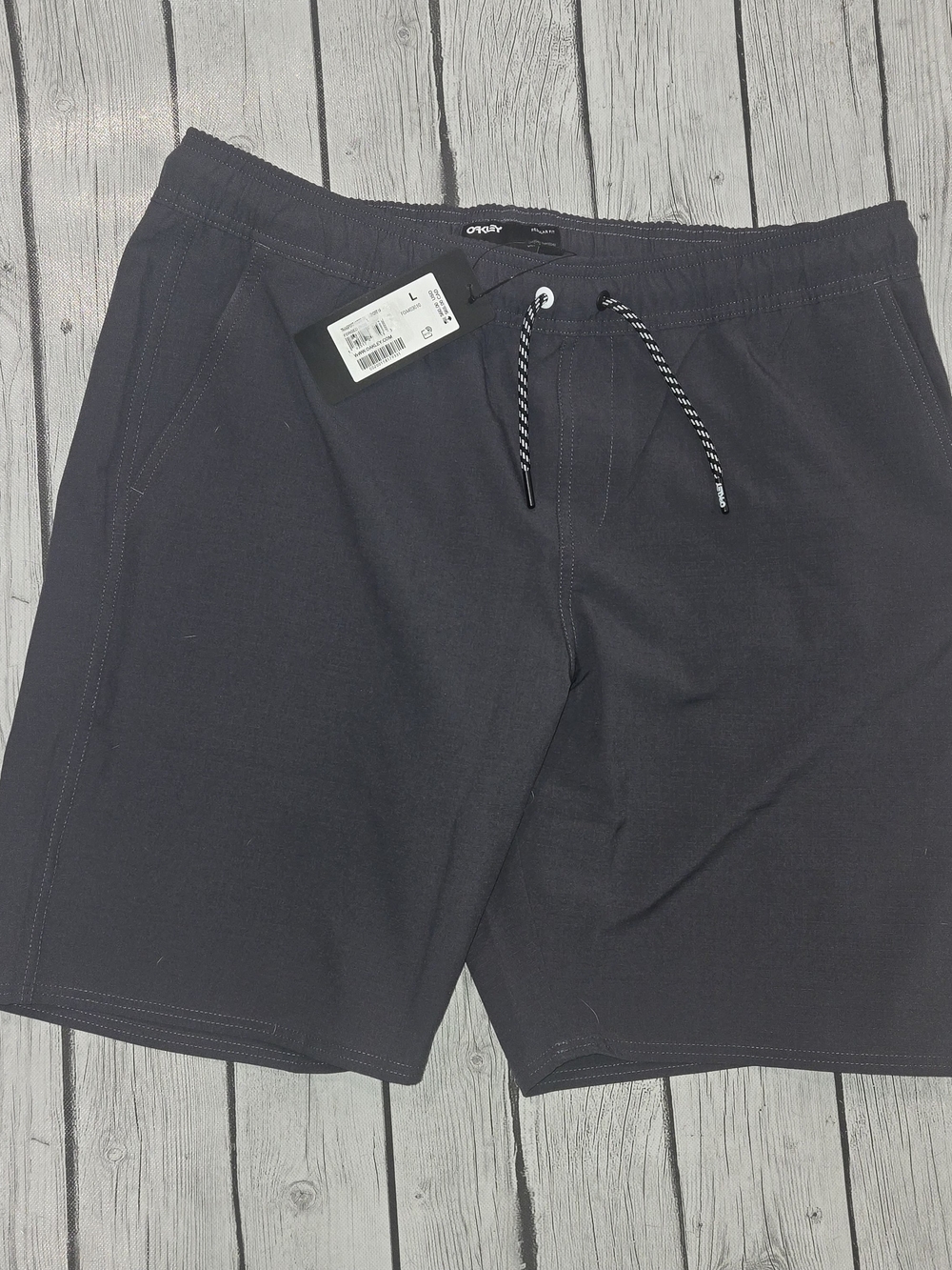 NWT Oakley Men's Forged Iron Grey Transport Hybrid Shorts L